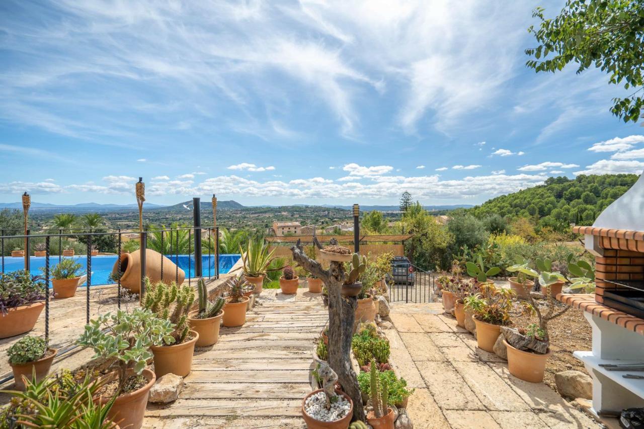 CAN PULIT - finca romántica para 2 con piscina y vistas en Selva  Exterior foto
