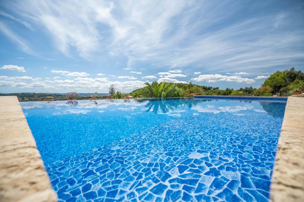 CAN PULIT - finca romántica para 2 con piscina y vistas en Selva  Exterior foto